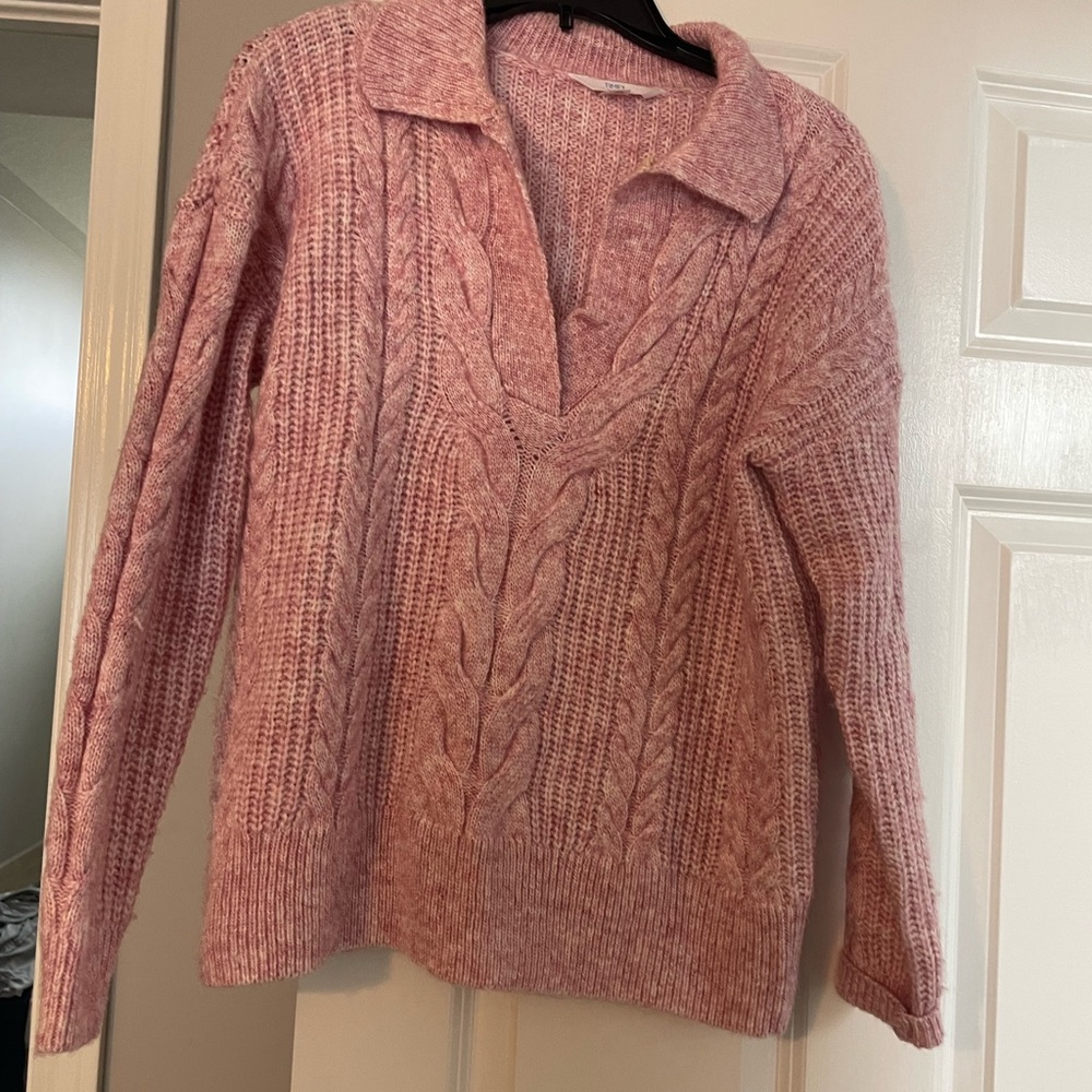Pink Heather cable sweater v neck medium